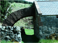 The Byre Arch represents the link between the farming community that once worked the area with the landscape in which they strove..png